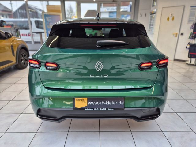Renault Clio TCe 115 Techno Winter-Paket GJ-Reifen