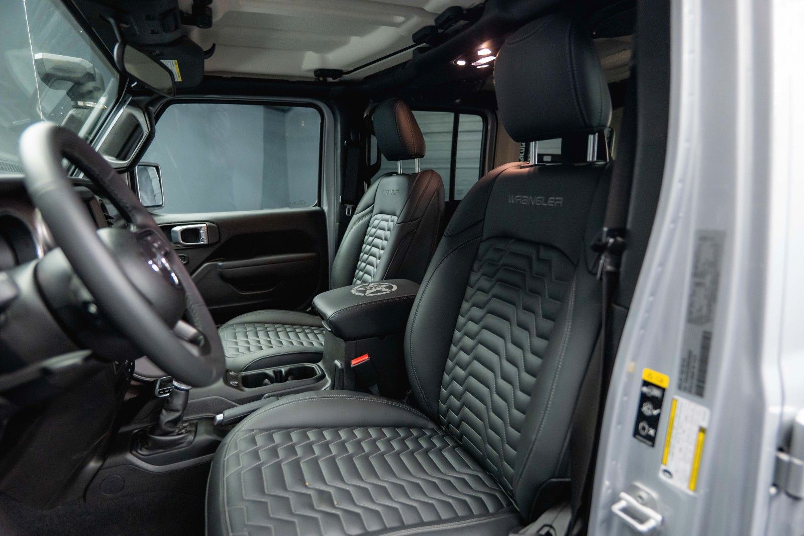 Fahrzeugabbildung Jeep Wrangler 3.6 V6 UNLIMITED SPORT OFFROAD 4x4 LED