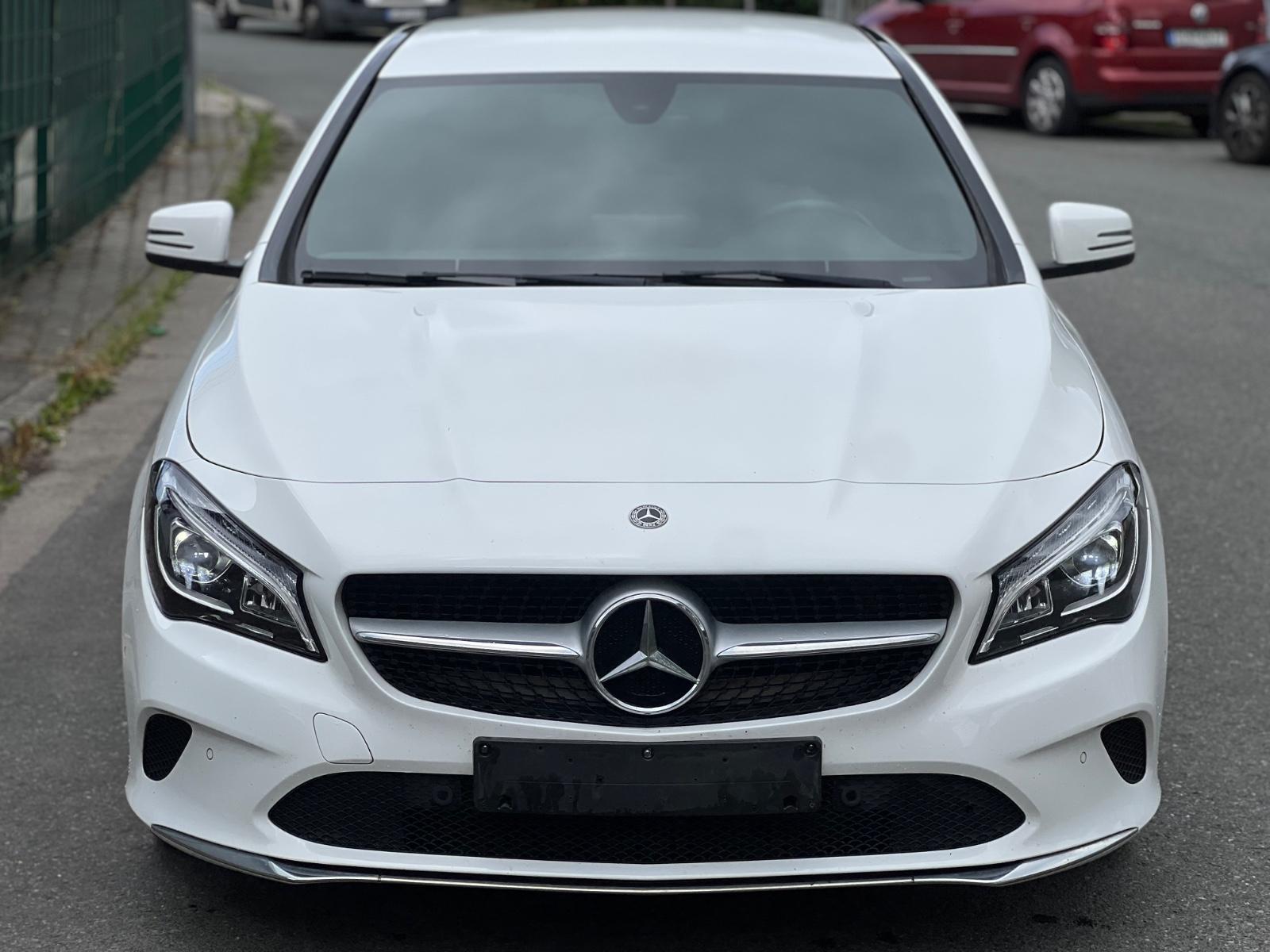 Mercedes-Benz CLA 180d*Automatik*LED*Kamera*Navi*