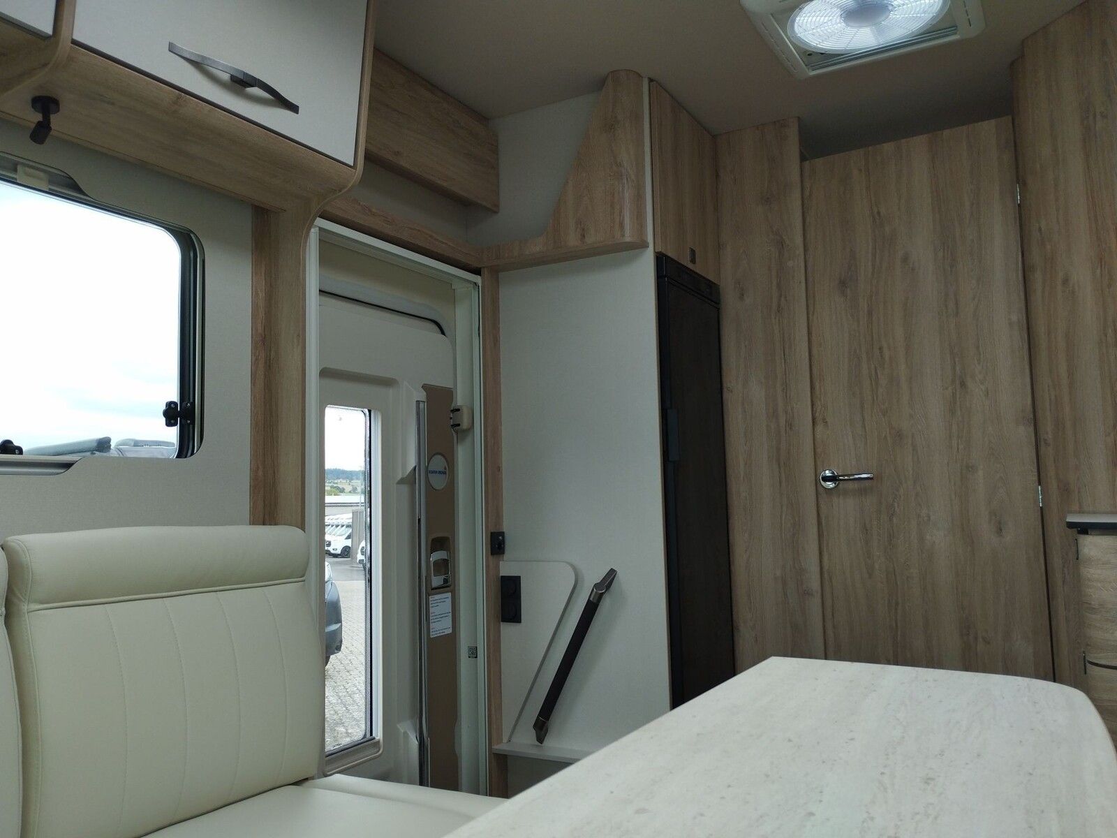 Fahrzeugabbildung Eura Mobil Integra Line GT IL 726 QF Mondial+, Mark.,170PS