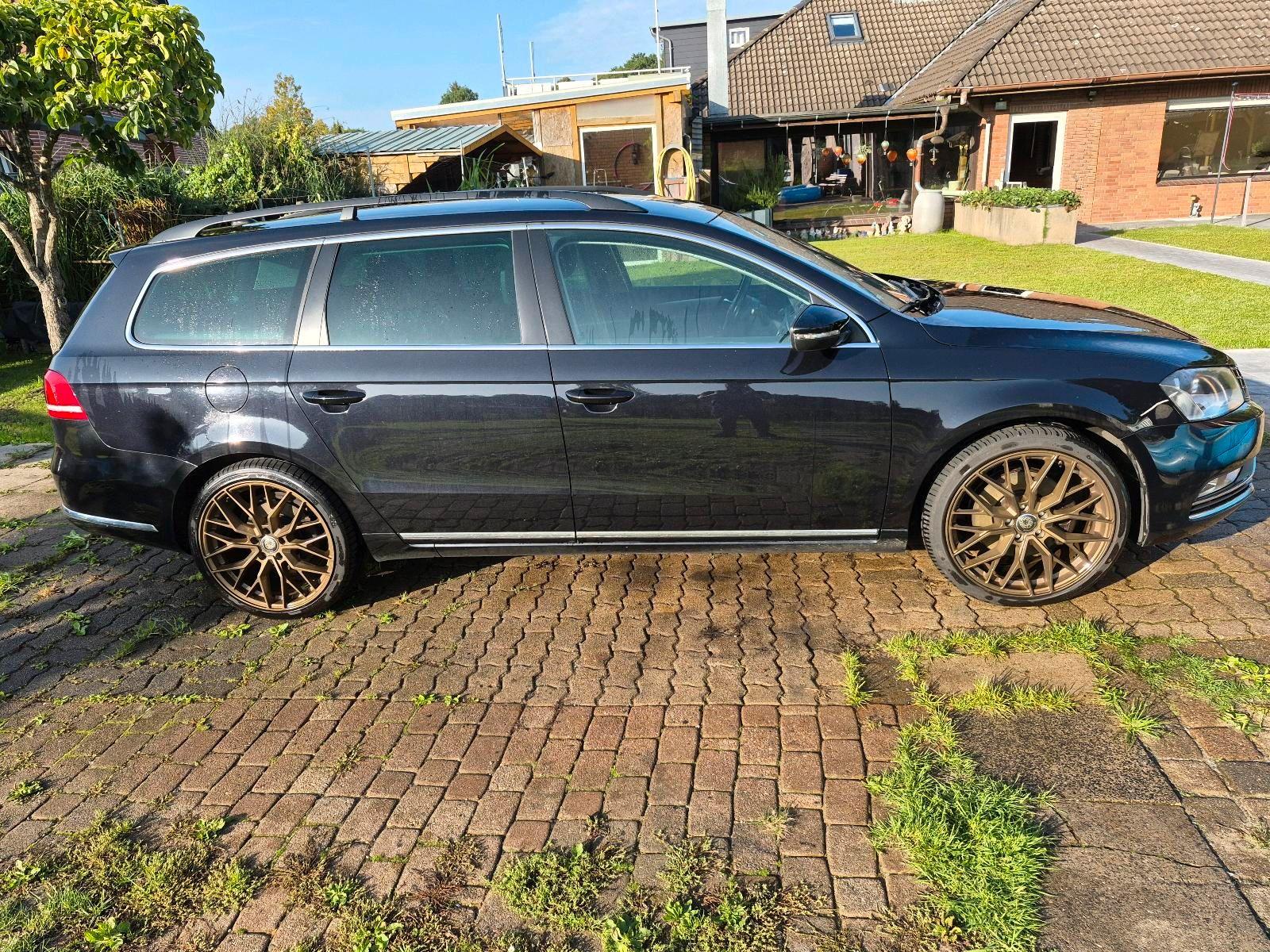 Volkswagen Passat 2012 — photo 8