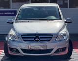 Mercedes-Benz B 180*TEMPOMAT*KLIMA*SHZ - gebrauchte Mercedes-Benz B 180 aus dem Jahr 2011