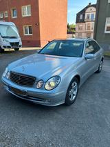 Mercedes-Benz E 240 4MATIC AVANTGARDE Avantgarde - Mercedes-Benz E 240 aus 2003