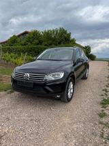 Volkswagen Touareg 3.0 V6 TDI SCR 150kW Tiptronic BMT B... - VW Touareg in Mainz