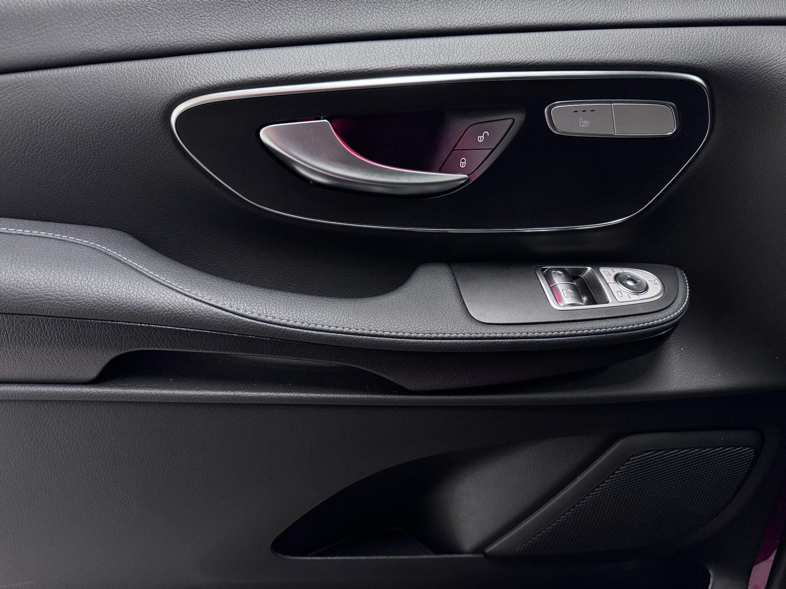 Mercedes-Benz V 250 d L 4M AVANTG+AMG+LED+AHK+360°+DISTRONIC