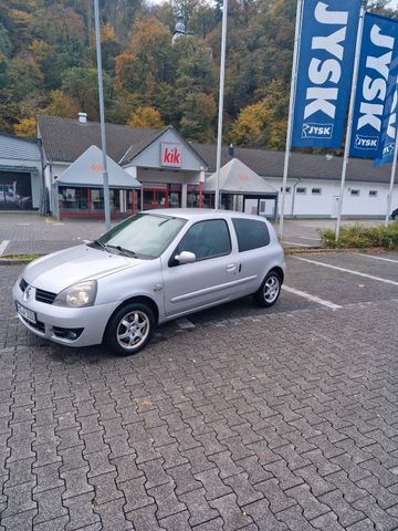 Renault campus clio