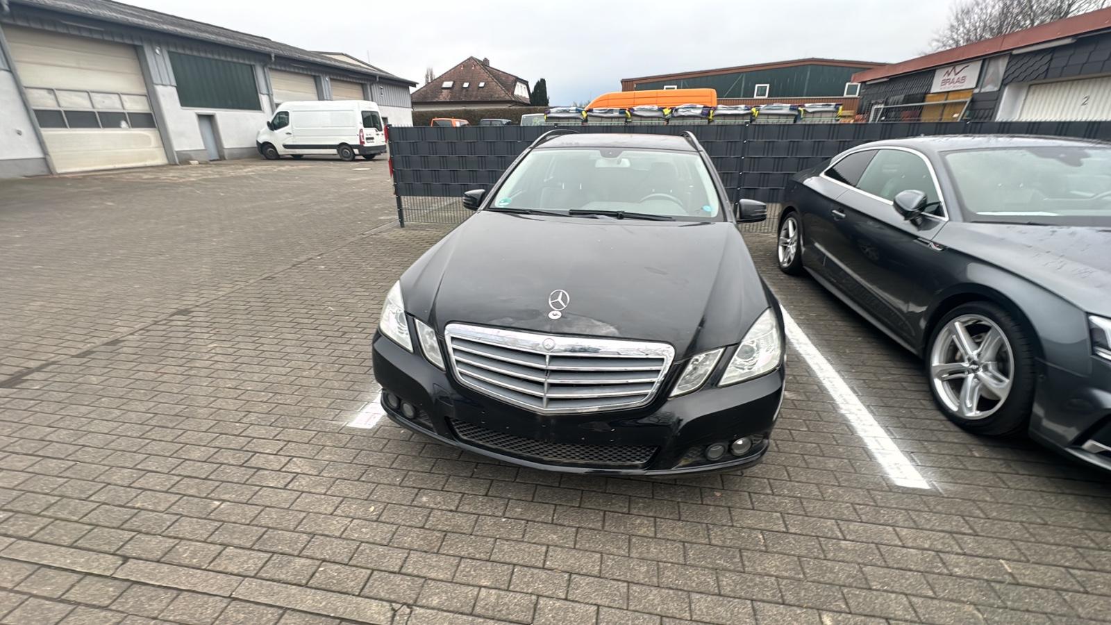 Mercedes-Benz E 200 E T-Modell E 200 CDI BlueEfficiency /