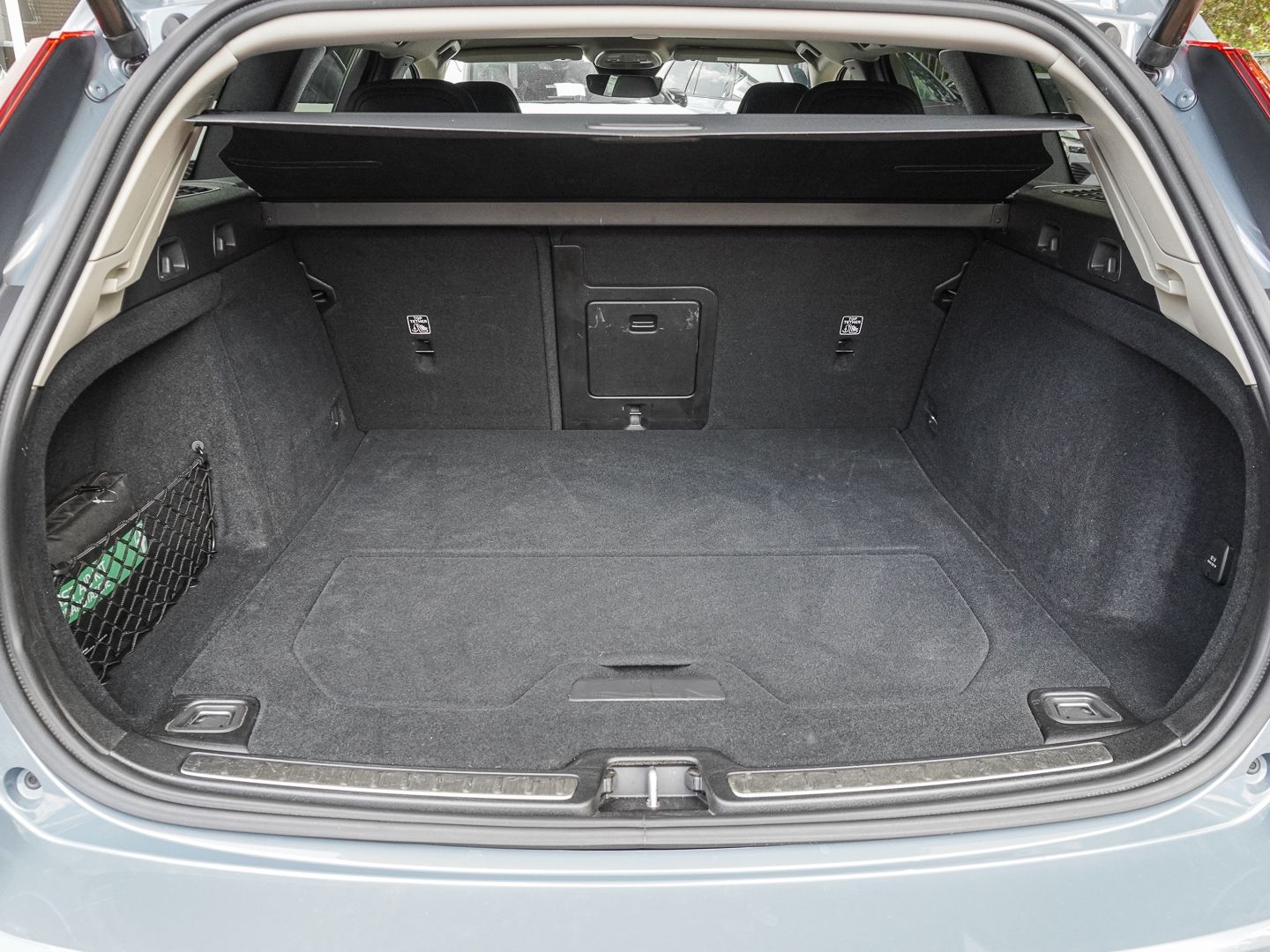 Volvo V60 Kombi Core B3 Benzin EU6d AHK Digitales Cock foto 17