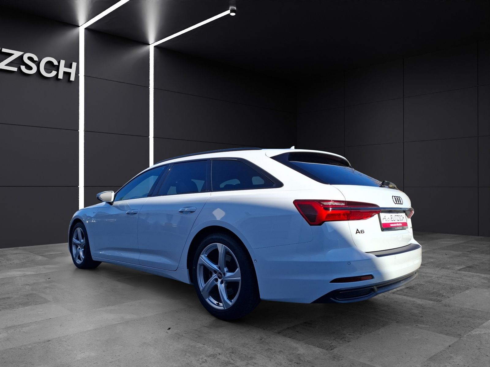 Fahrzeugabbildung Audi A6 Avant 45 TFSI sport quattro S-tronic STH LED