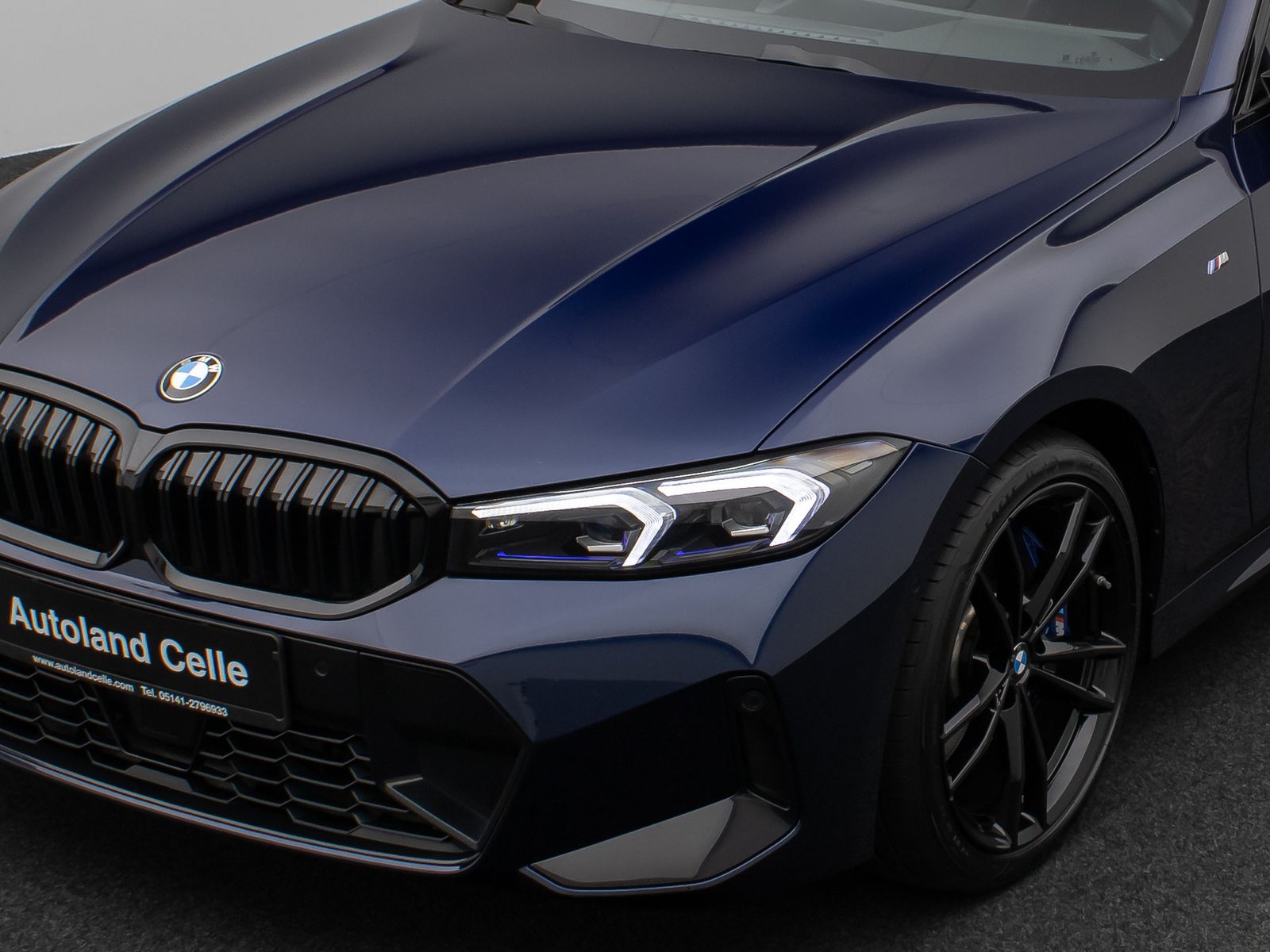Fahrzeugabbildung BMW 320i M SportPro Panorama Kamera DAB HiFi Stop&Go