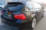BMW Touring 325d 3.0l*LCI*AUTOMATIK*NAVI*PDC*AHK*SHZ - BMW: 3.0