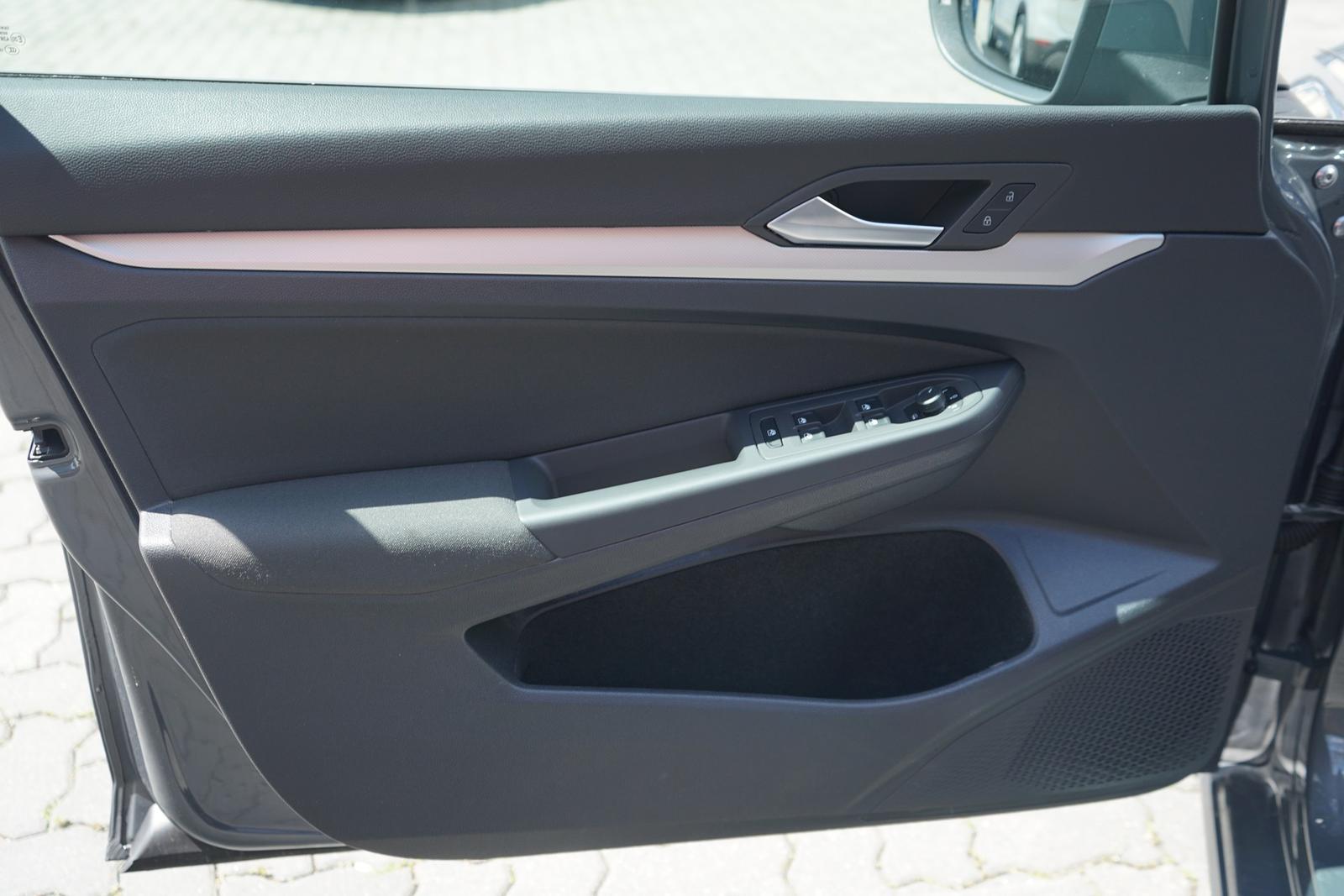 Volkswagen Golf VIII Variant 1.0 TSI LED Sitzheizung AHK, миниатюра 25