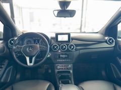 MERCEDES-BENZ B 200 Standard - Thumbnail 3