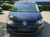 Volkswagen Sharan Highline BMT*DSG*KLIMAAUTOM*ALCANTARA* - VW Sharan in Wiesbaden