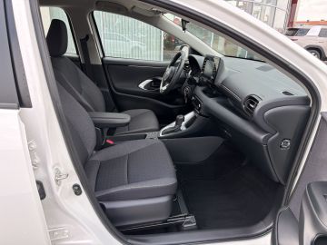 Toyota Yaris - 6