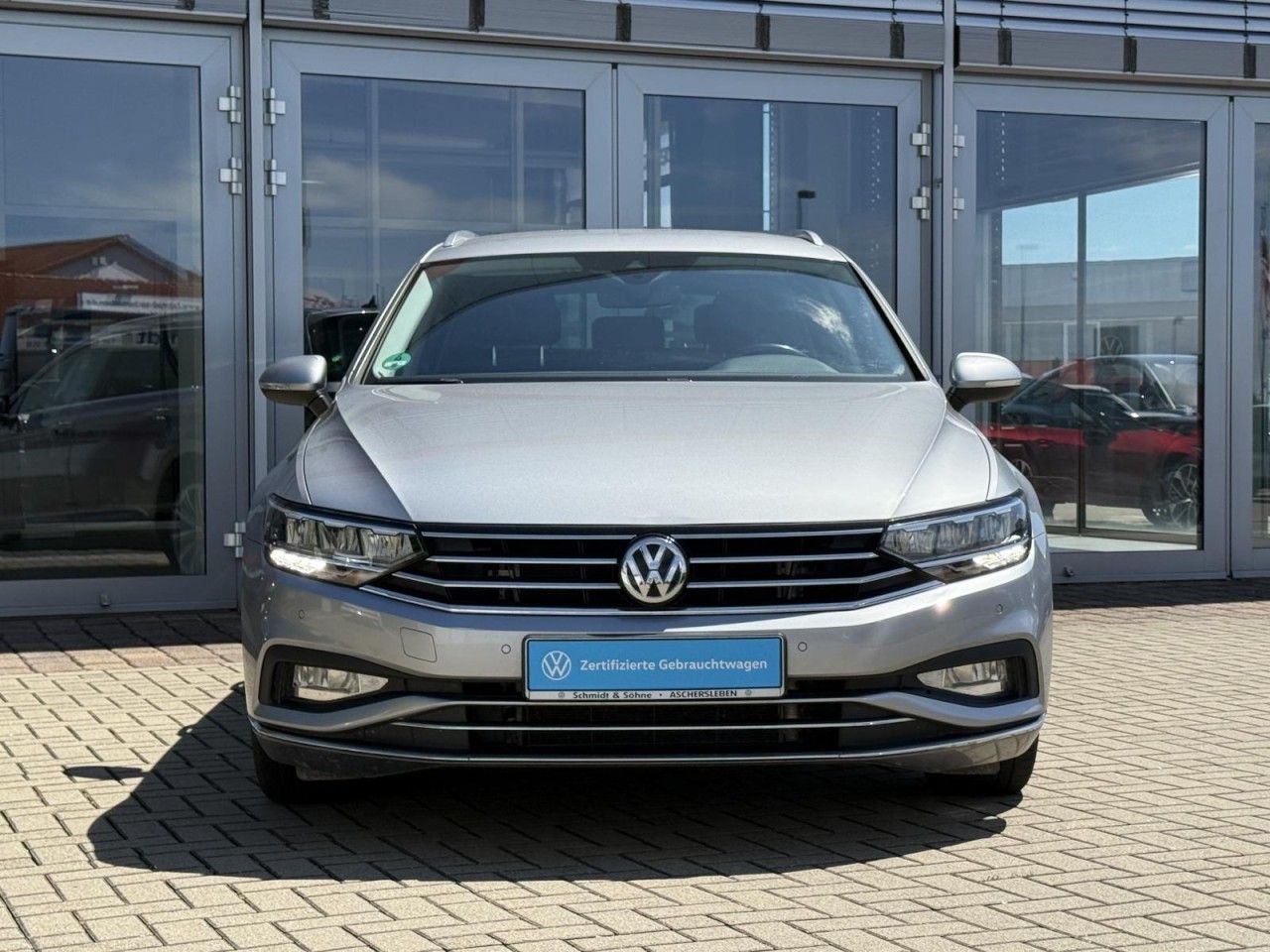 Volkswagen Passat Variant 2.0 TDI Elegance DSG KAMERA ACC foto 3