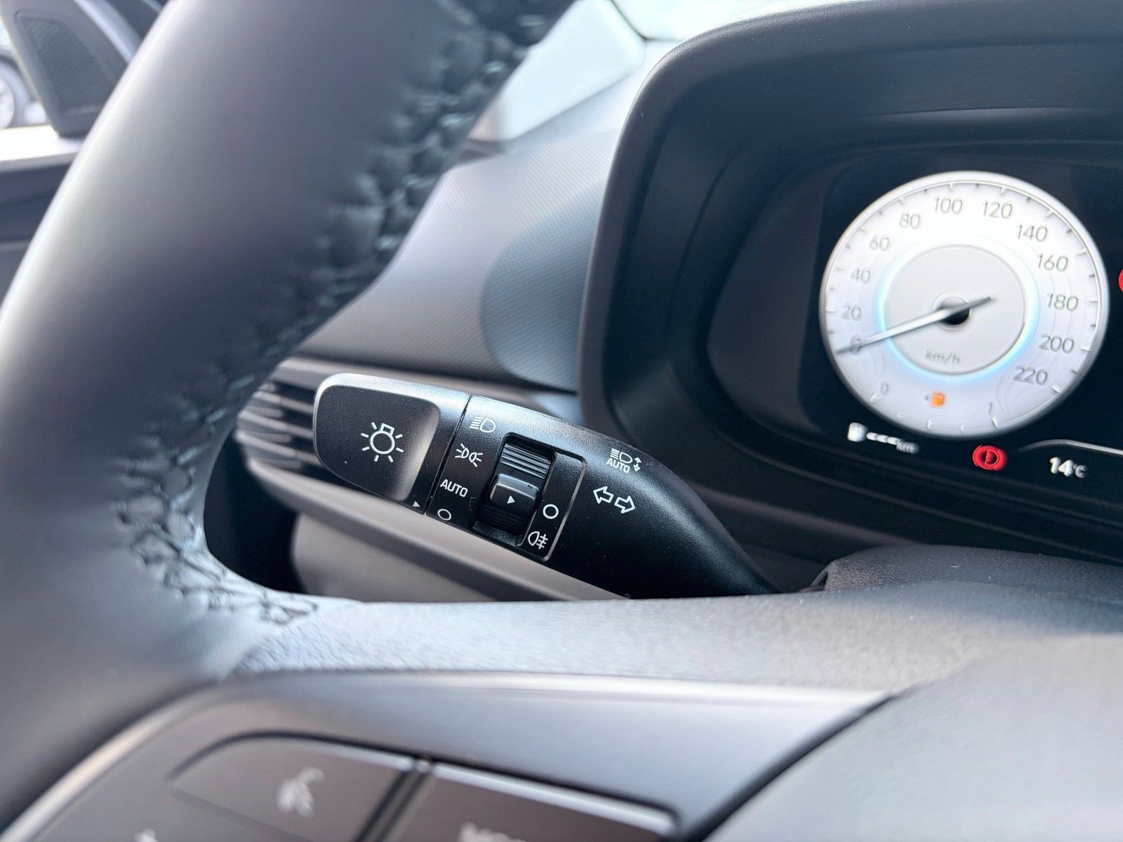 Fahrzeugabbildung Hyundai Bayon 1.0 T-GDI Trend LED,Navi,SHZ,Kam.,PDC,AUT