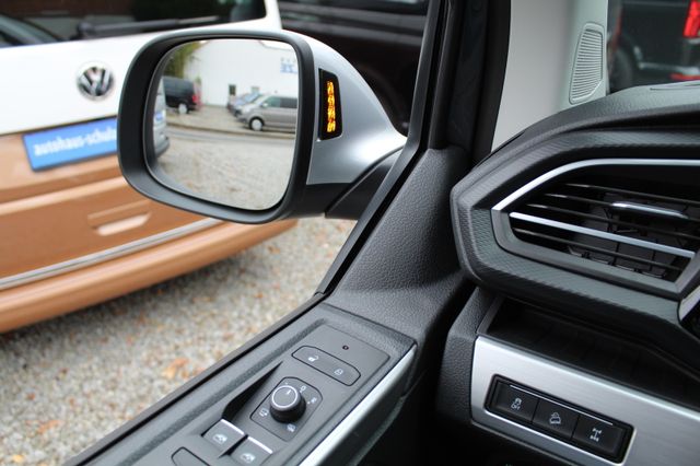 Volkswagen T6.1 Multivan Comfortline DSG 4Motion AHK Extras