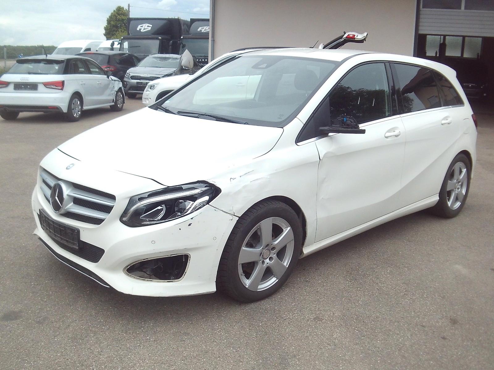 Mercedes-Benz B 180  Aut./LED/Leder/Navi/