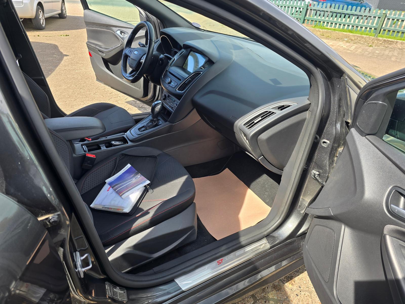 Ford Focus Turnier ST-Line