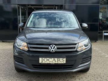 Volkswagen Tiguan - 2