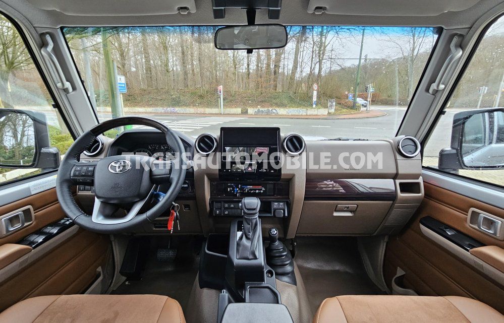 Toyota Land cruiser 79   GDJ 79 DOUBLE CABIN-EXPORT OUT imagem 2
