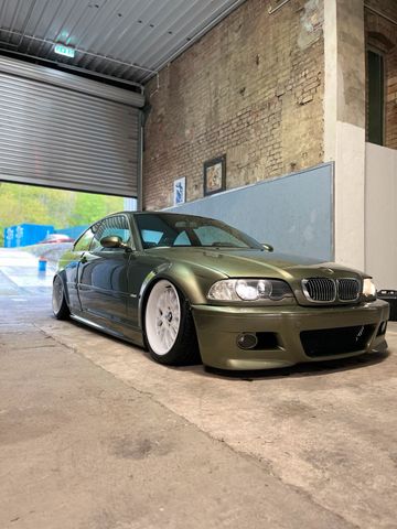 BMW E46 320i