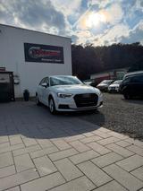 Audi A3 Sportback 30 TDI basis - Audi A3 weiß Gebrauchtwagen Sportback