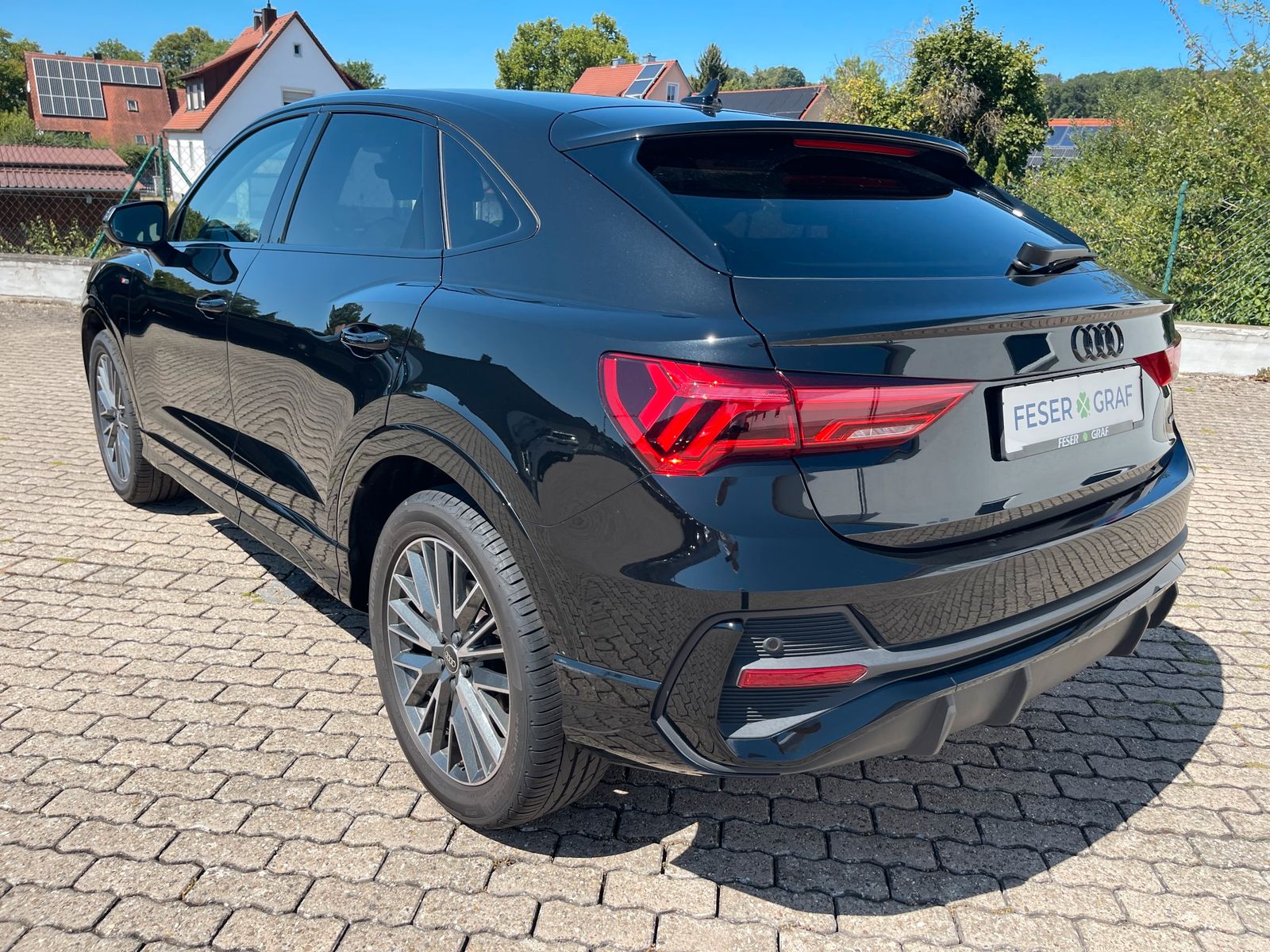 Audi Q3 Spb S line 40 TFSI qu. S tr. ACC AHK eHECK LE foto 8