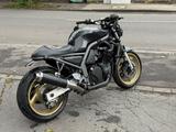 Yamaha FZS 600 Umbau Cafe Racer - YAMAHA R6 600