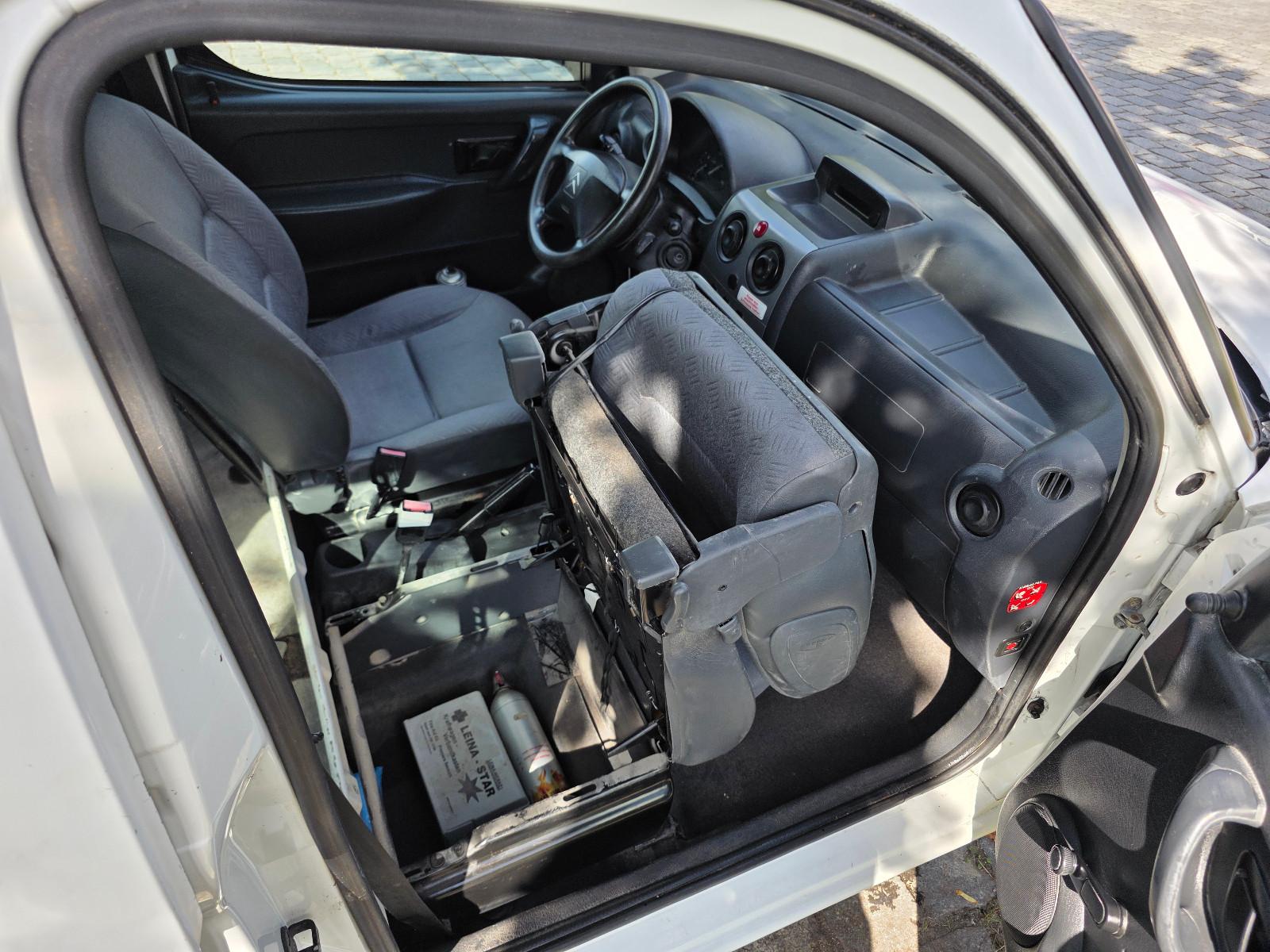 Citroën Berlingo HDi 75 800 Niv.B Kasten AHK