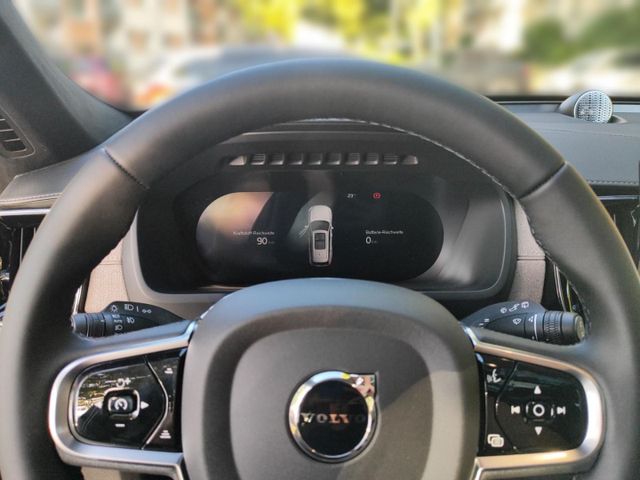 VOLVO XC 90 (Bild 14 von Array)