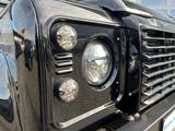 Land Rover Defender 90 TD4 6-Gang NAV AHK LED 57TKM DE-FZG. - Land Rover Defender: Td5