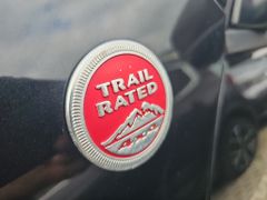 Fahrzeugabbildung Jeep Cherokee 3.2 Trailhawk 4WD