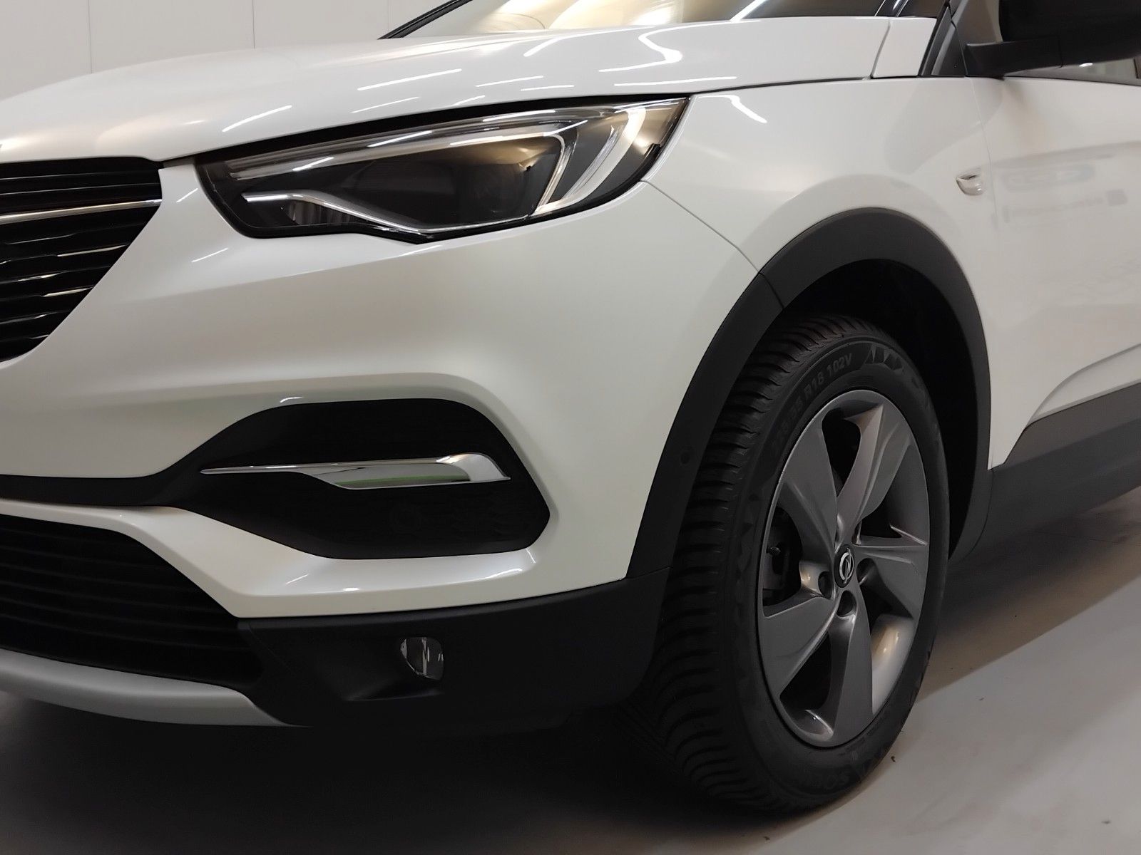 Opel Grandland X (06/2026, Benzin)