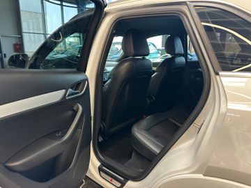 Audi Q3 2.0 TDI quattro *AHK*Xenon*Sline*