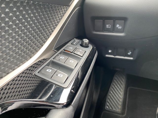 C-HR Hybrid Team D*LED+18 Zoll Alufelgen+Keyless