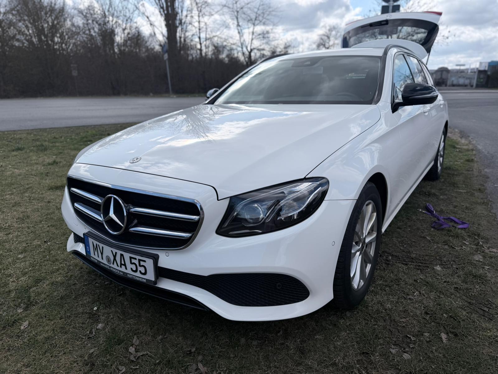 Mercedes-Benz E 220 d Autom. -
