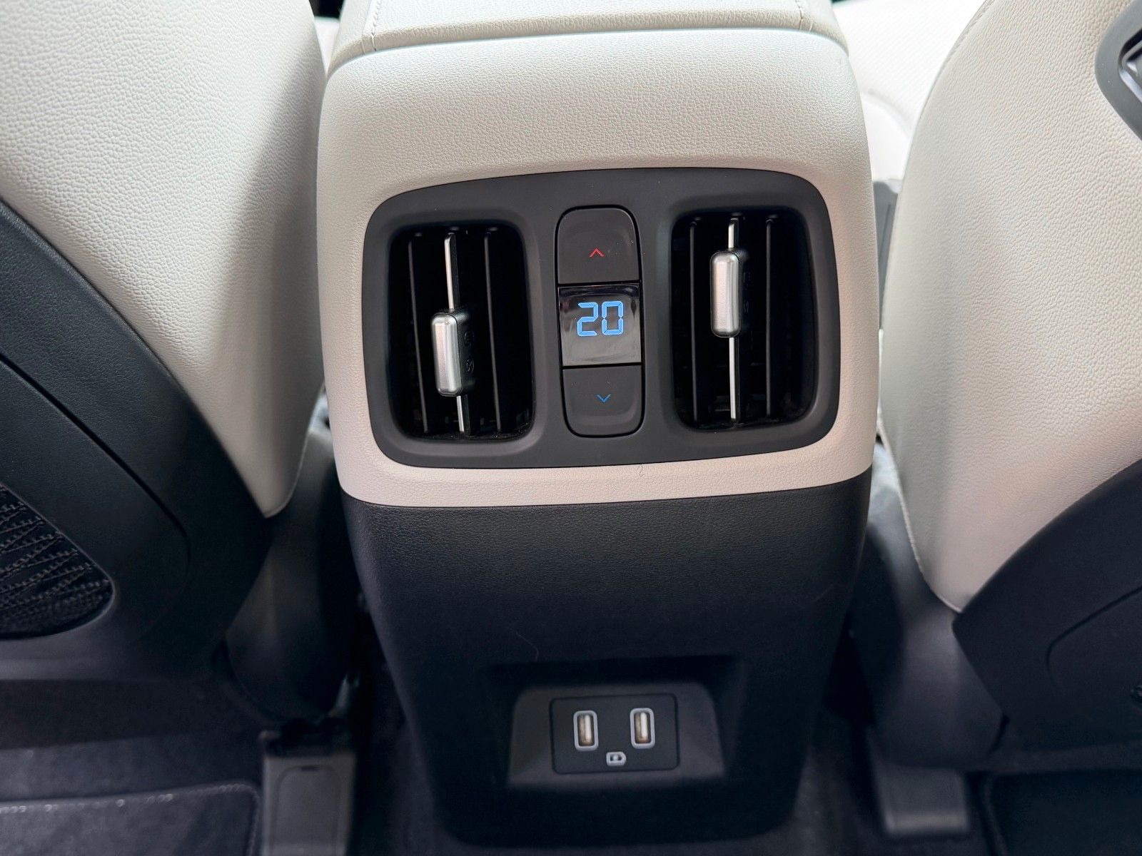 Fahrzeugabbildung Hyundai TUCSON 1.6 T-GDI 48V Prime *DCT*SHZ*RFKamera*LED