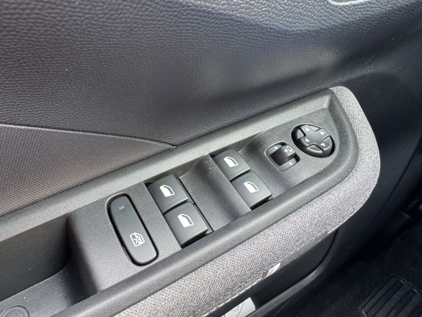 Fahrzeugabbildung Opel Frontera GS 1.2 SHZ+LHZ+Kamera+Allwetter