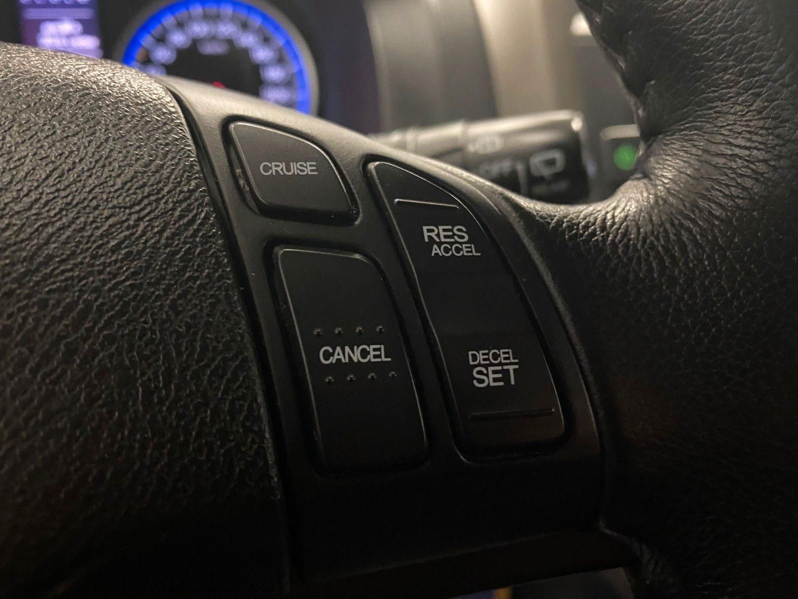 Fahrzeugabbildung Honda CR-V 2.2 TDI+ELEGANCE+ALLRAD+AHK+SITHEIZUNG+18"+