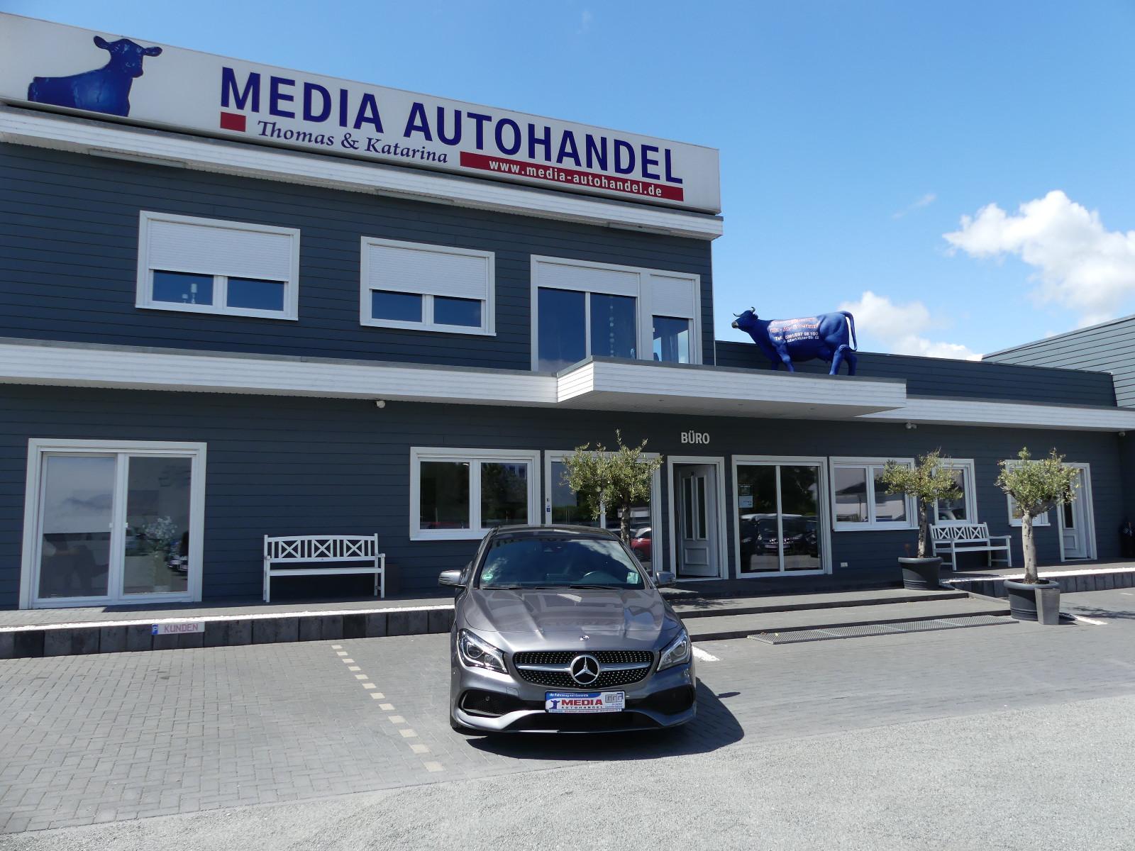Mercedes-Benz CLA Shooting Brake CLA 200 AMG - Line