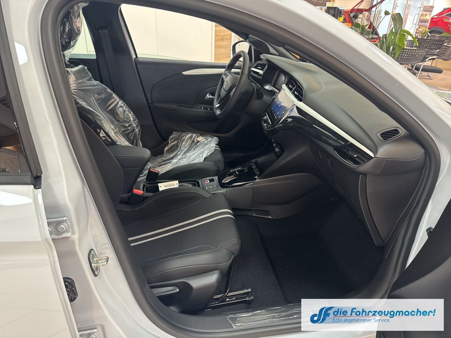 Fahrzeugabbildung Opel Corsa-e GS LED Apple CarPlay Android Auto Klimaa