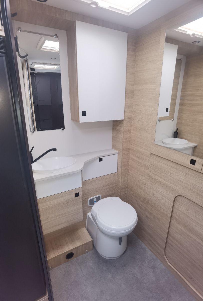 Fahrzeugabbildung Challenger 260 Ultimate Edition