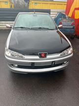 Peugeot 306 Phase 2 Facelift - Peugeot 306: Limousine