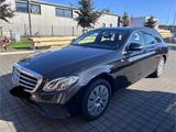 Mercedes-Benz E 220 D  4MATIC - Mercedes-Benz E 220 in Kiel