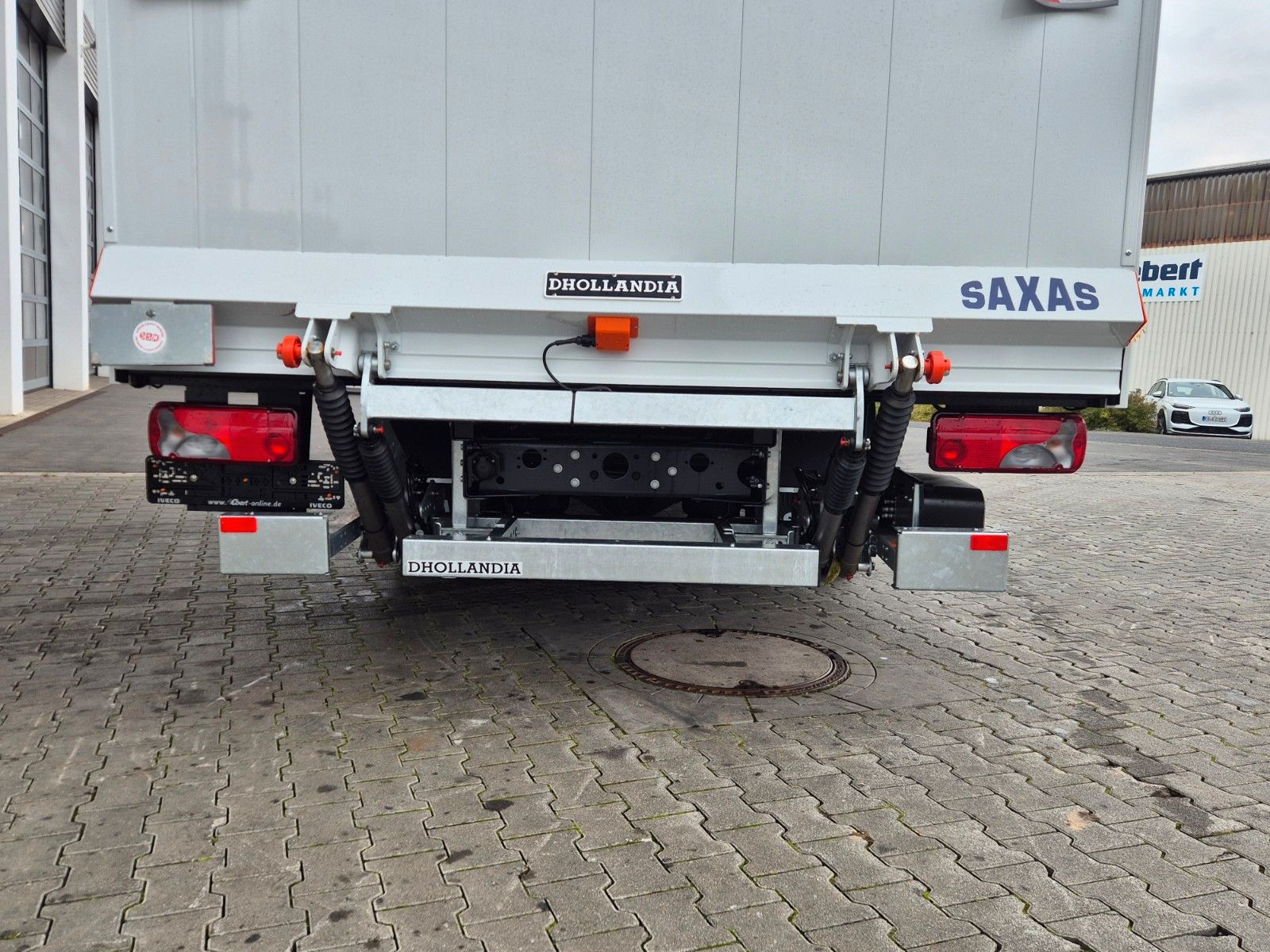 Fahrzeugabbildung Iveco Eurocargo ML75E21/P LBW 3 Sitze Klima