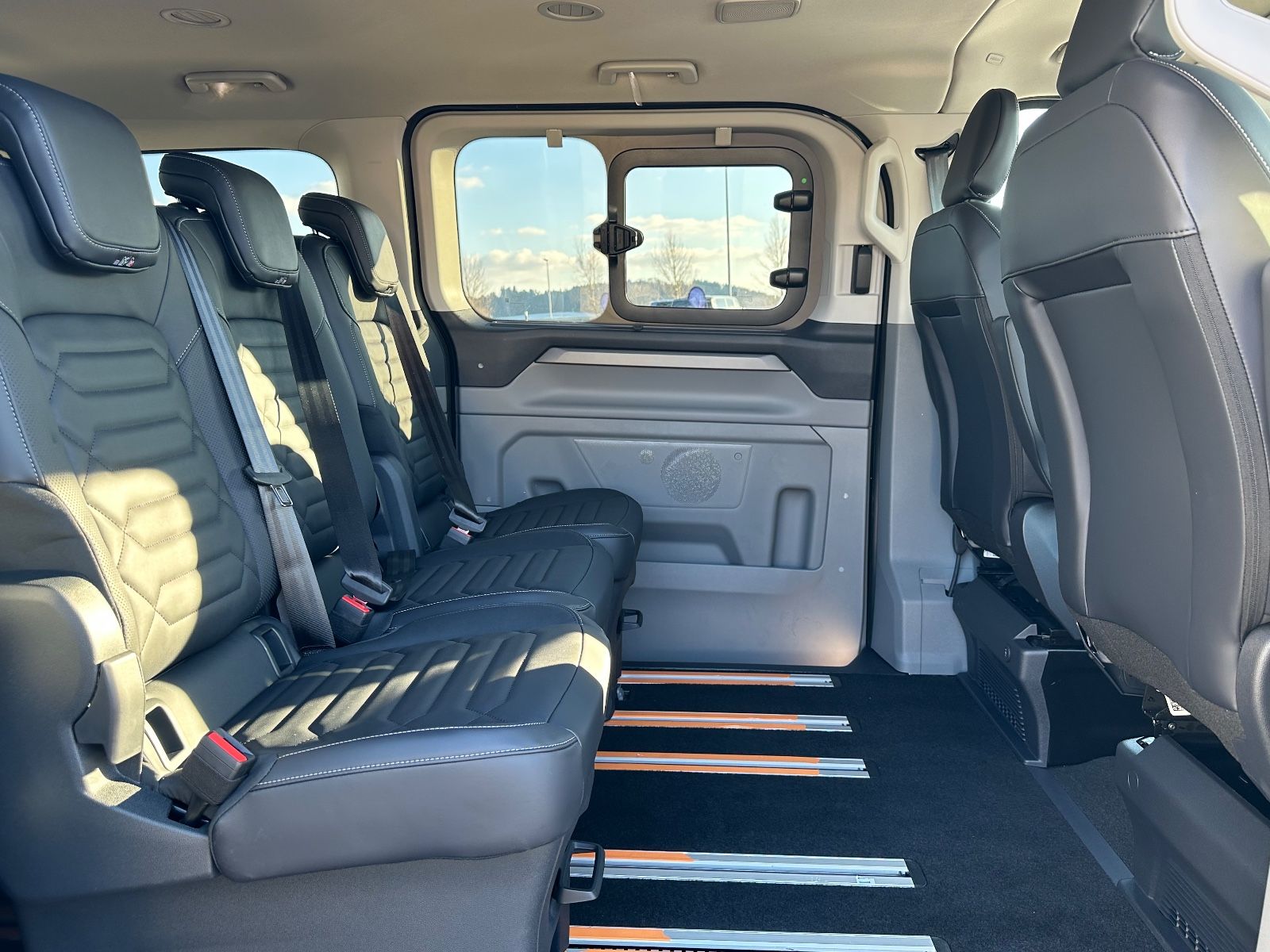 Ford Tourneo Custom - Bild 15