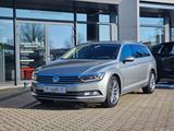 Volkswagen Passat Variant 1.8 TSI DSG Highline NAVI RFK FAS - Volkswagen in Neubrandenburg
