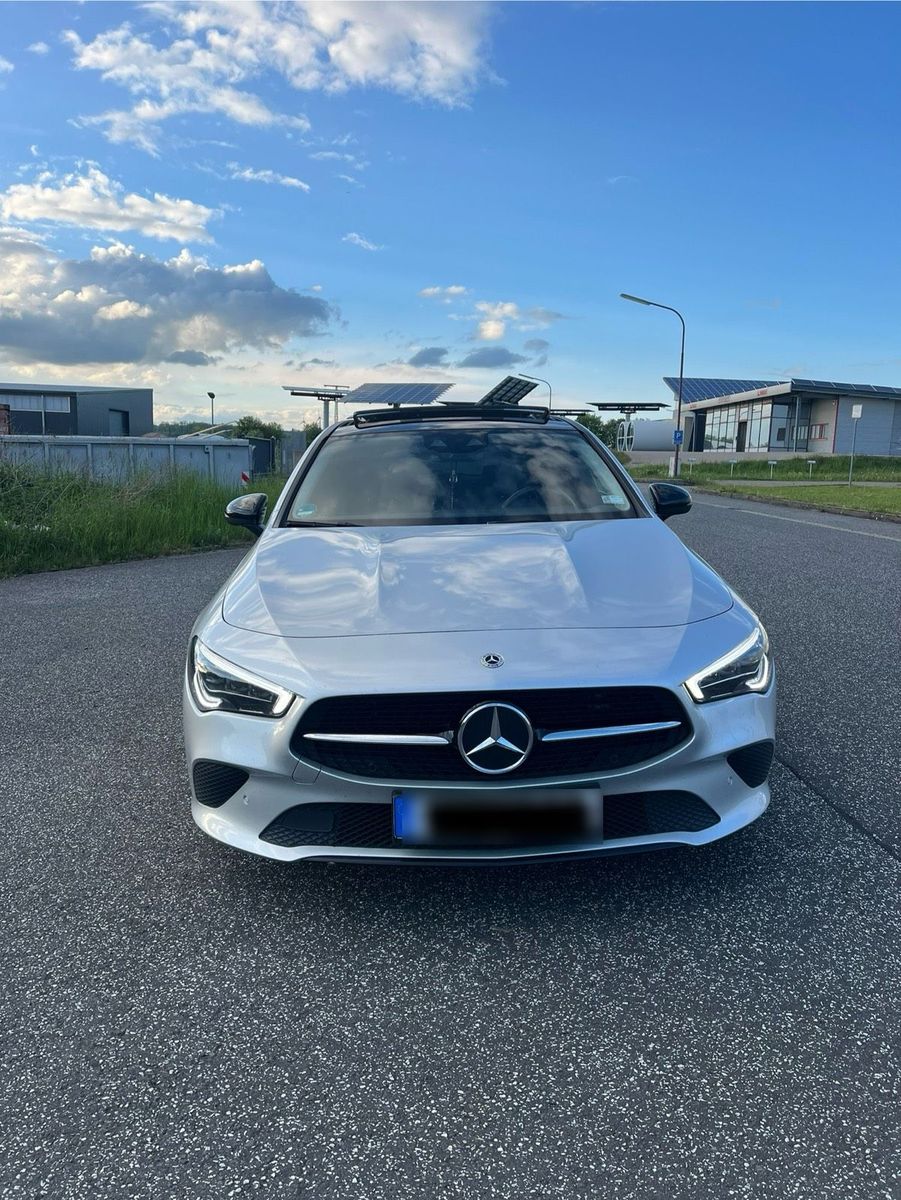 MERCEDES-BENZ Mercedes Benz Cla 220d